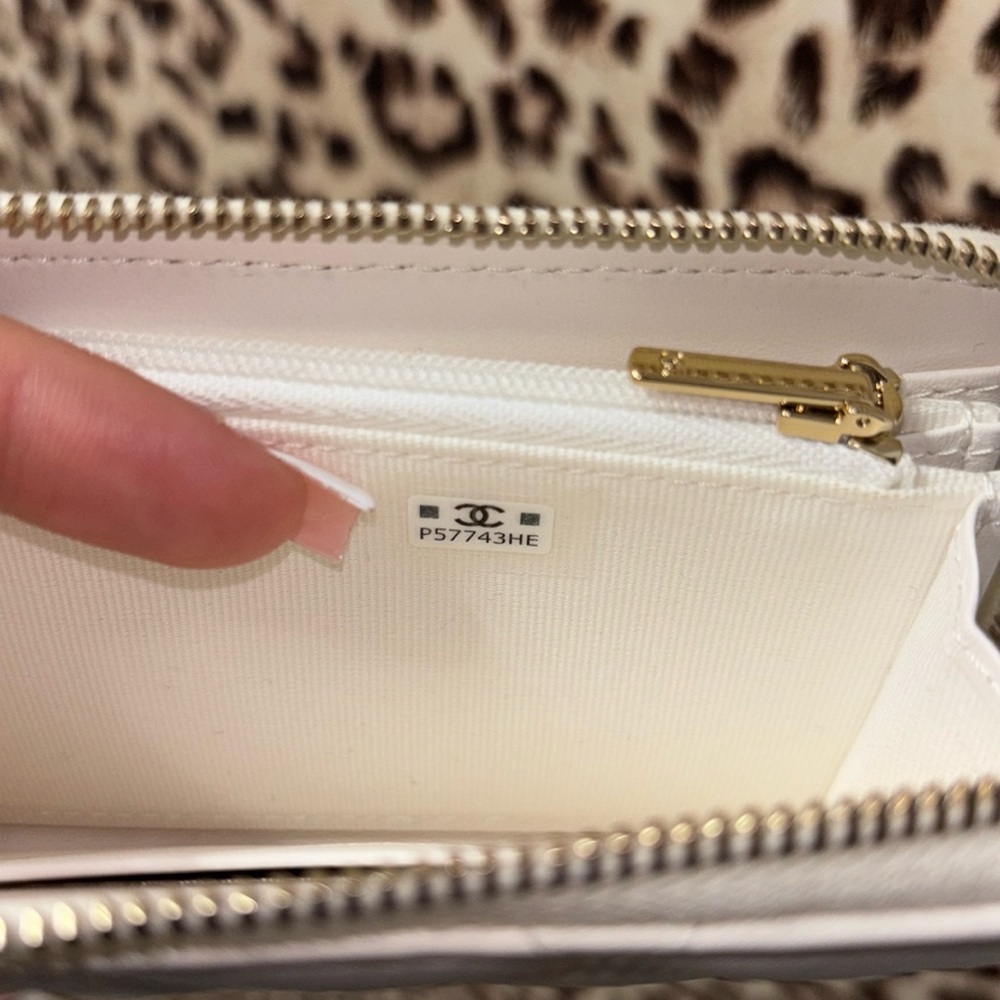 CHANEL CC Jeweled Quilt Wallet - Picture 6 of 8